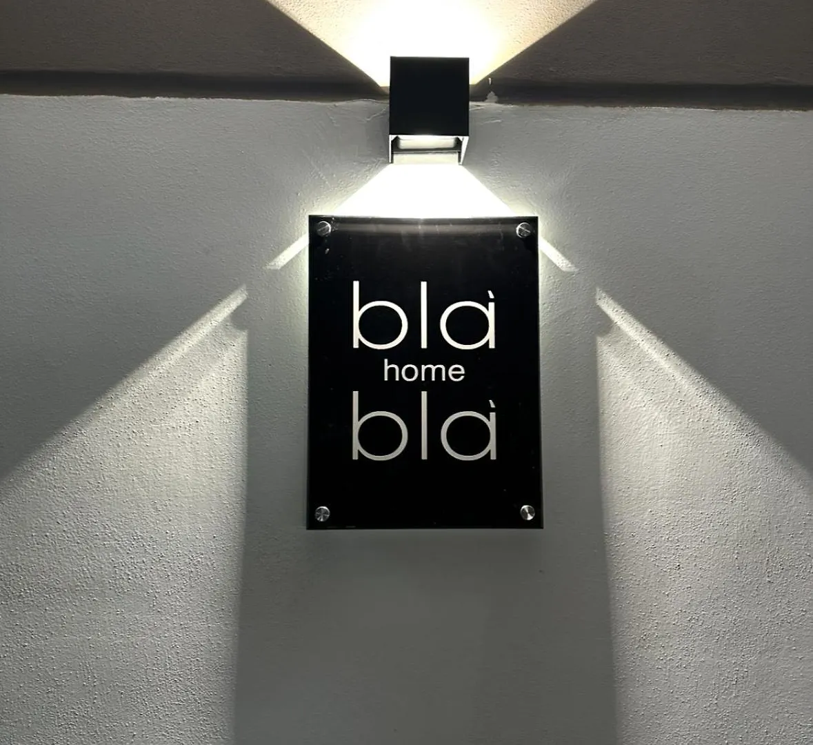 Bla Bla Home San Giorgio a Cremano 0*,  Italia